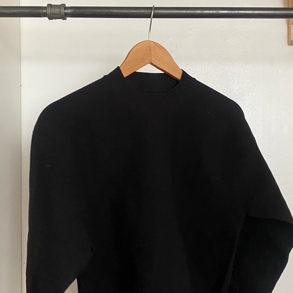 Lululemon All Around Crew Sweater - Picture 3 of 6